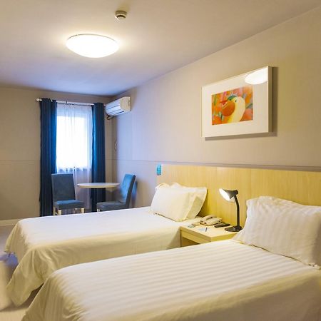 Jinjiang Inn Wuhan Zhonghua Road Hubu Alley Exterior photo