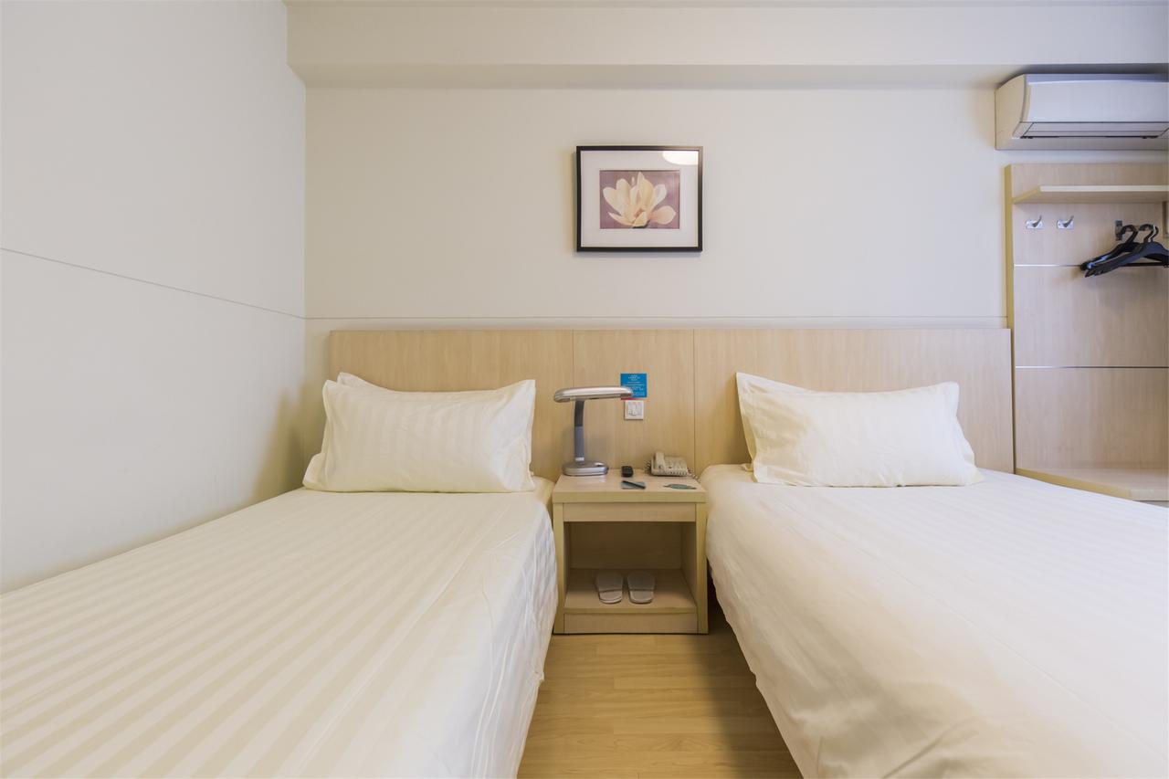 Jinjiang Inn Wuhan Zhonghua Road Hubu Alley Exterior photo