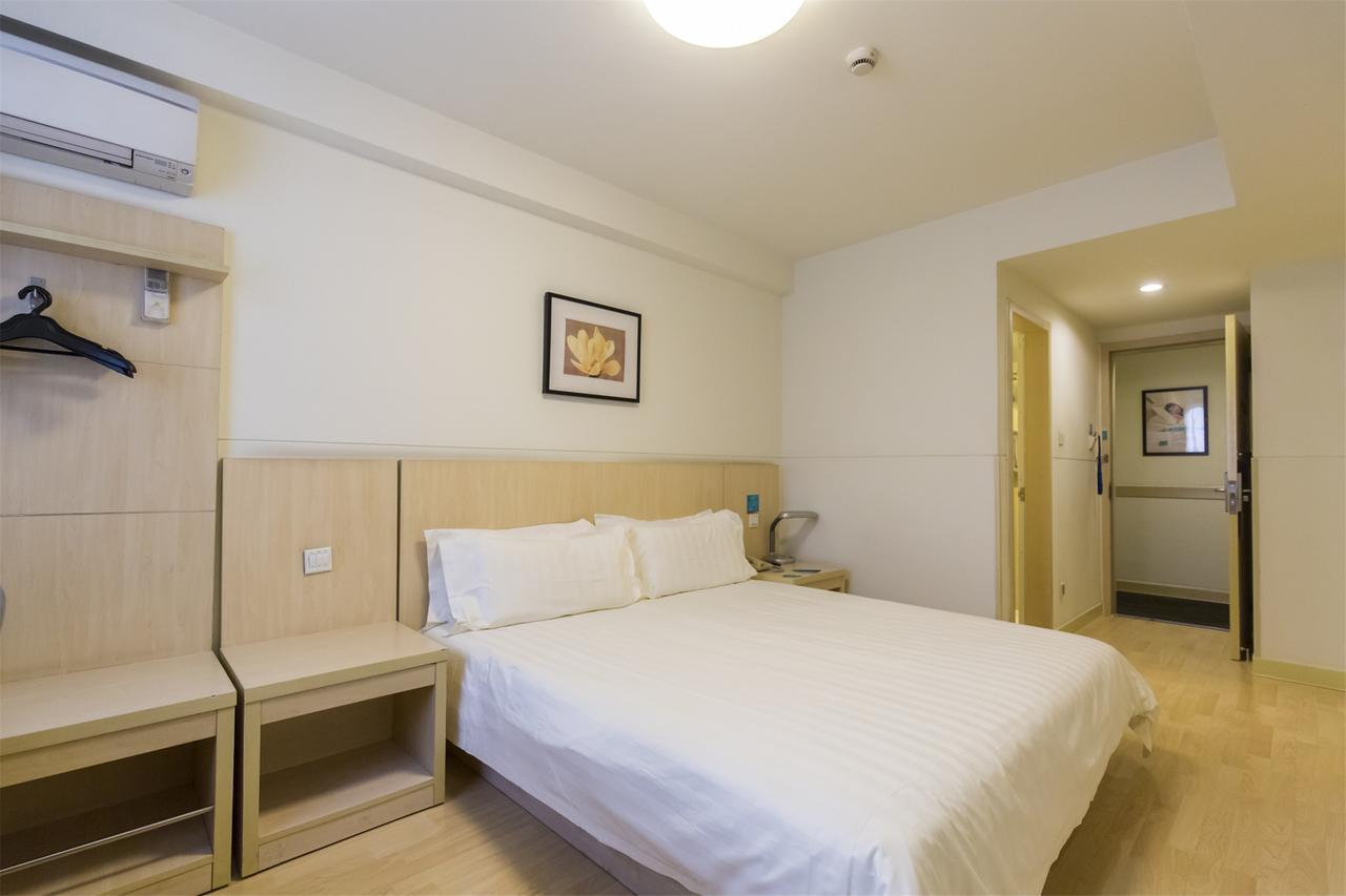 Jinjiang Inn Wuhan Zhonghua Road Hubu Alley Exterior photo